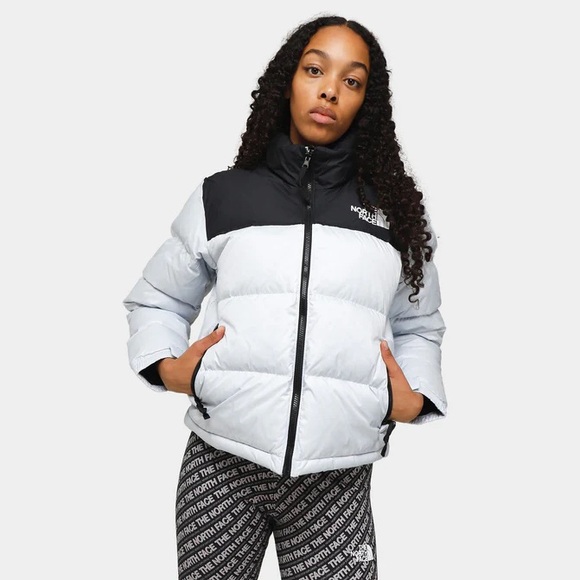 The North Face Nuptse Puffer Jacket Periwinkle - Picture 1 of 3